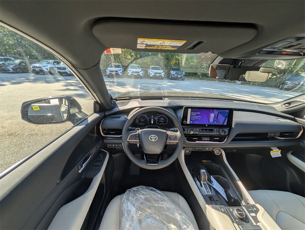 2025 Toyota Grand Highlander Hybrid MAX Platinum