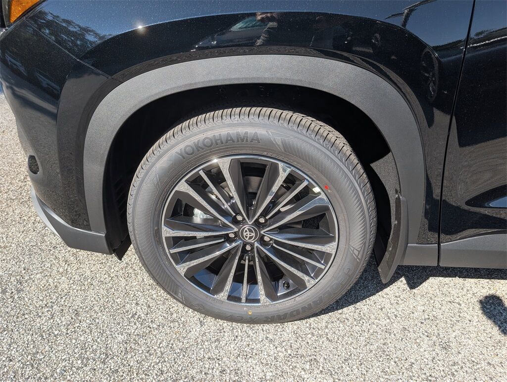 2025 Toyota Grand Highlander Hybrid MAX Platinum