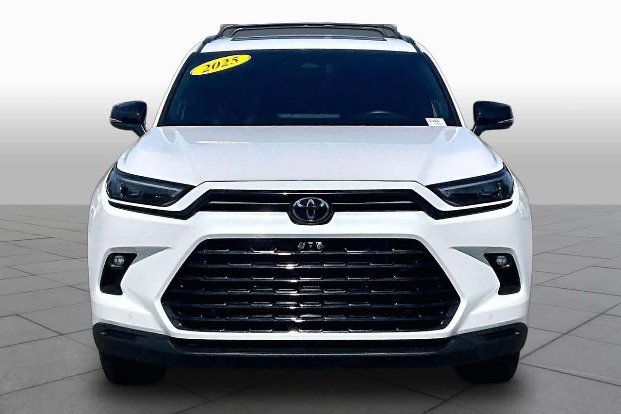2025 Toyota Grand Highlander Hybrid Nightshade Edition