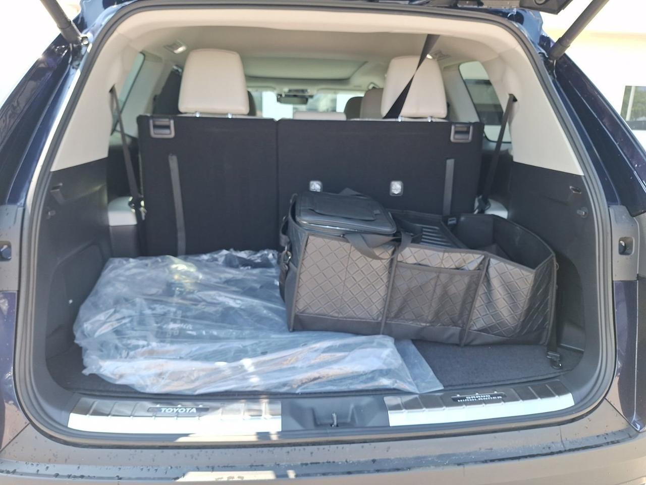 2025 Toyota Grand Highlander Limited Hurst TX