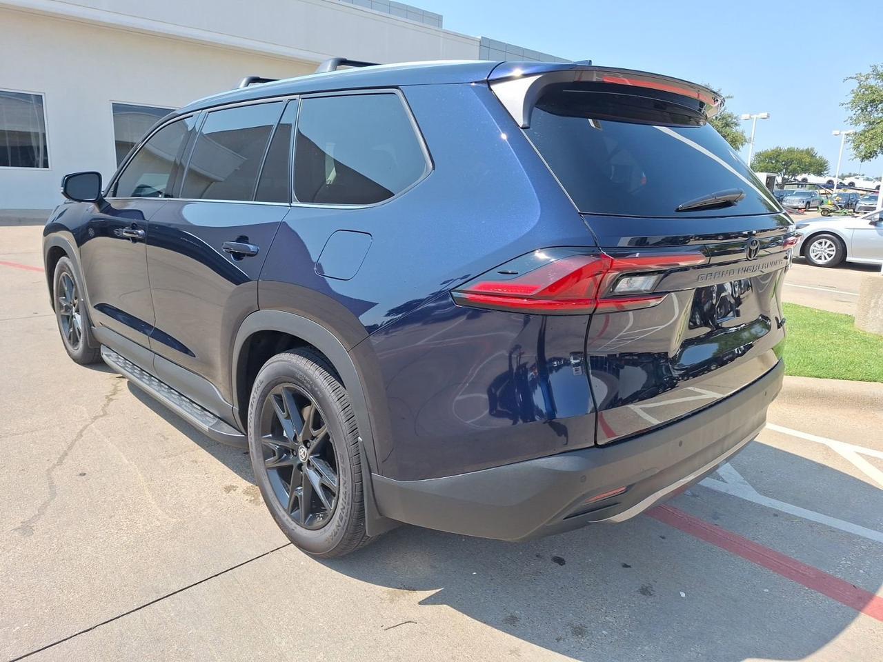 2025 Toyota Grand Highlander Limited Hurst TX