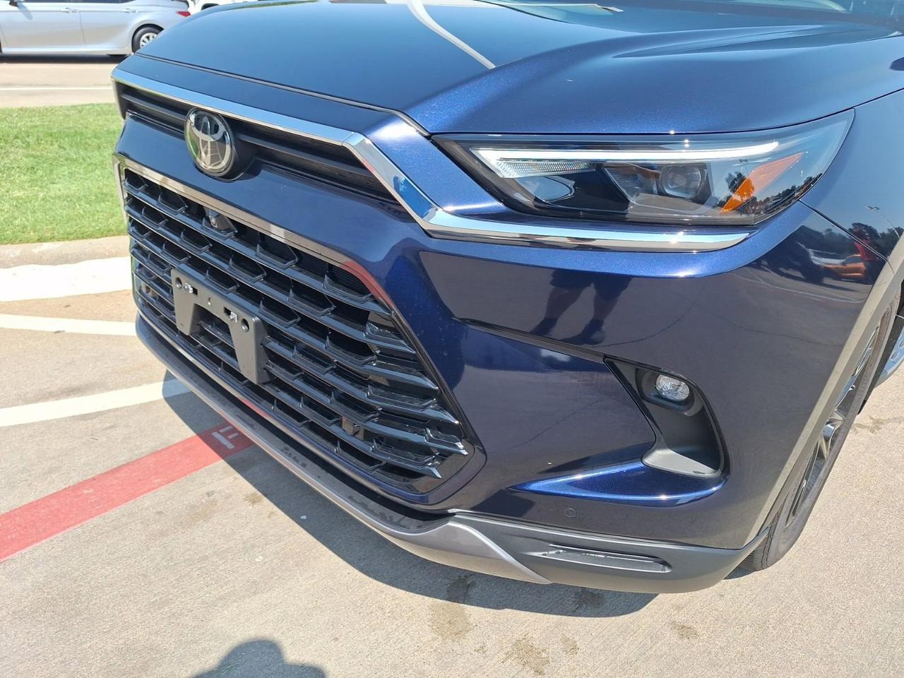 2025 Toyota Grand Highlander Limited Hurst TX