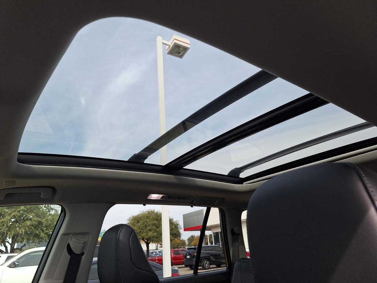 2025 Toyota Grand Highlander Limited Hurst TX