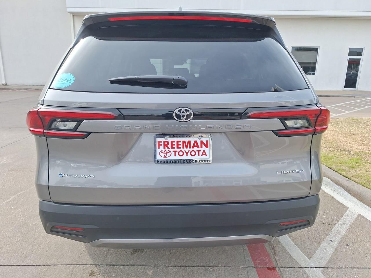 2025 Toyota Grand Highlander Limited Hurst TX
