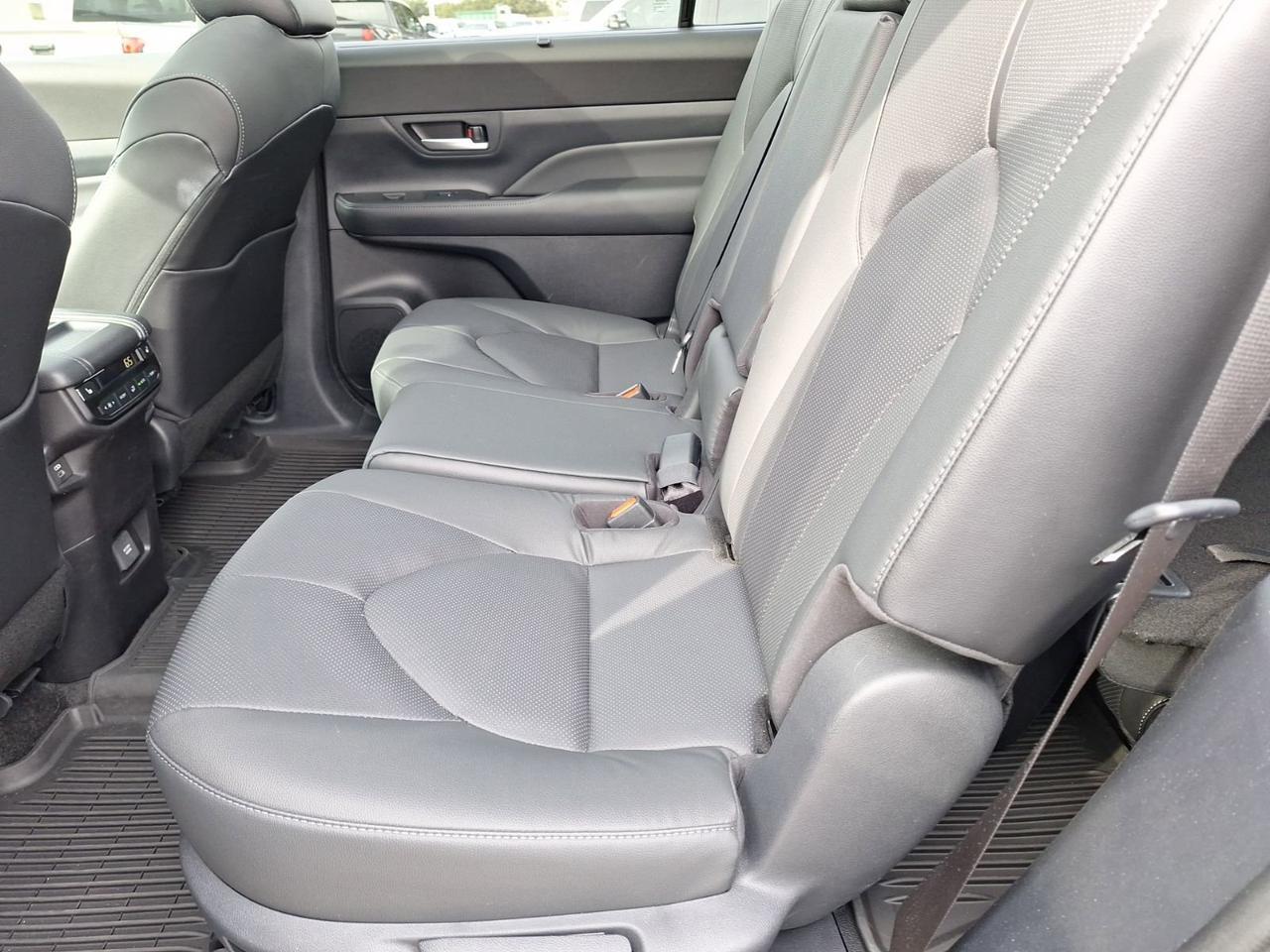 2025 Toyota Grand Highlander Limited Hurst TX