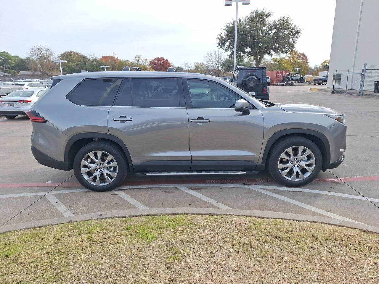 2025 Toyota Grand Highlander Limited Hurst TX