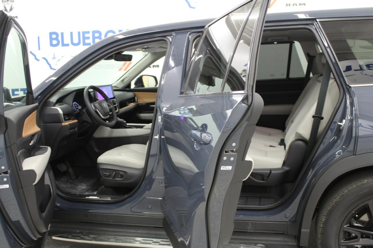 2025 Toyota Grand Highlander Limited New Braunfels TX