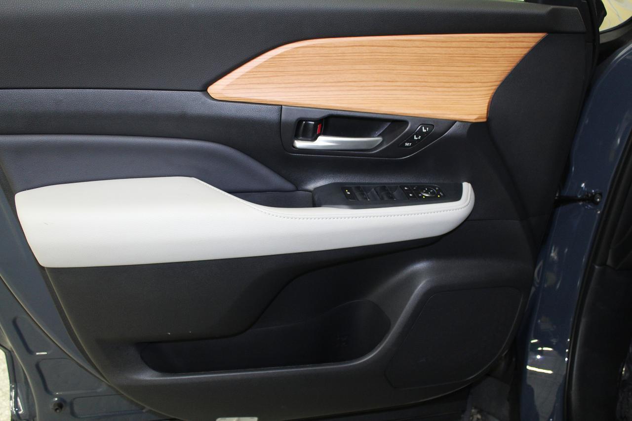 2025 Toyota Grand Highlander Limited New Braunfels TX