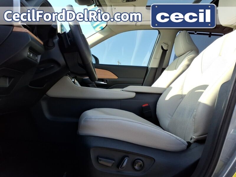 2025 Toyota Grand Highlander Platinum Del Rio TX