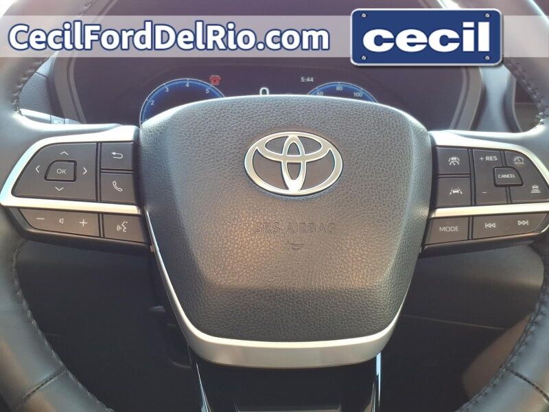 2025 Toyota Grand Highlander Platinum Del Rio TX