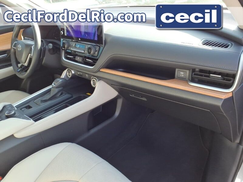 2025 Toyota Grand Highlander Platinum Del Rio TX