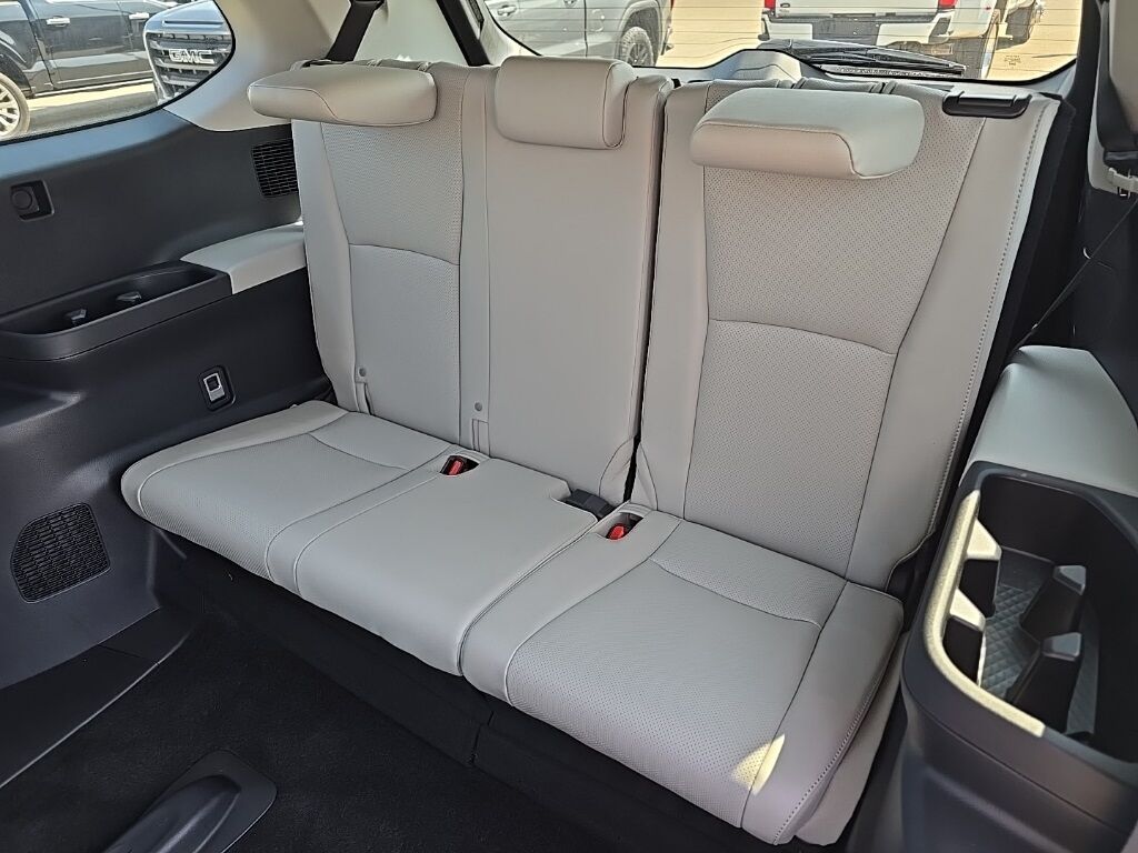 2025 Toyota Grand Highlander Platinum AWD 7 Passenger Fond du Lac WI