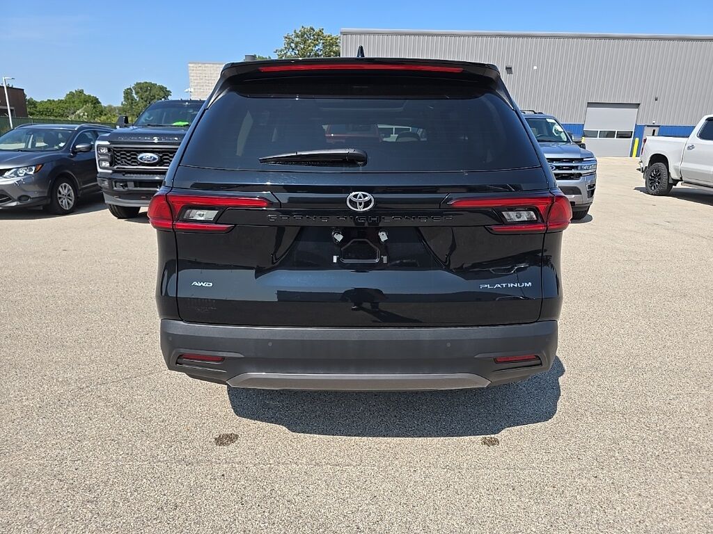 2025 Toyota Grand Highlander Platinum AWD 7 Passenger Fond du Lac WI