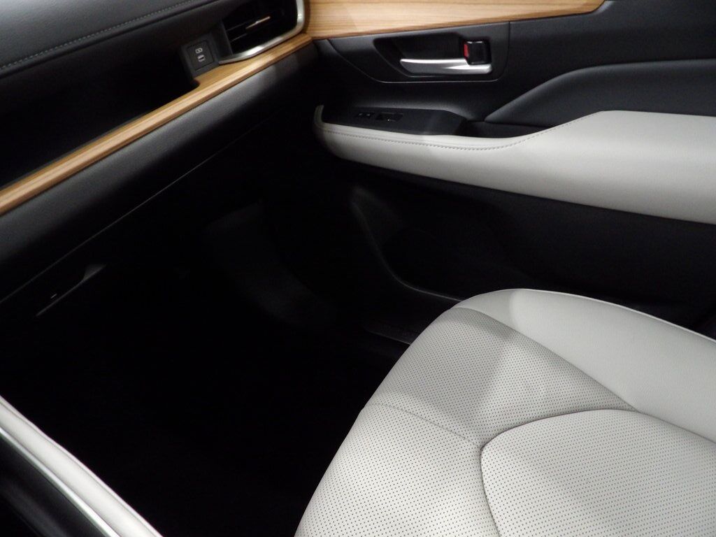 2025 Toyota Grand Highlander Platinum AWD Fond du Lac WI