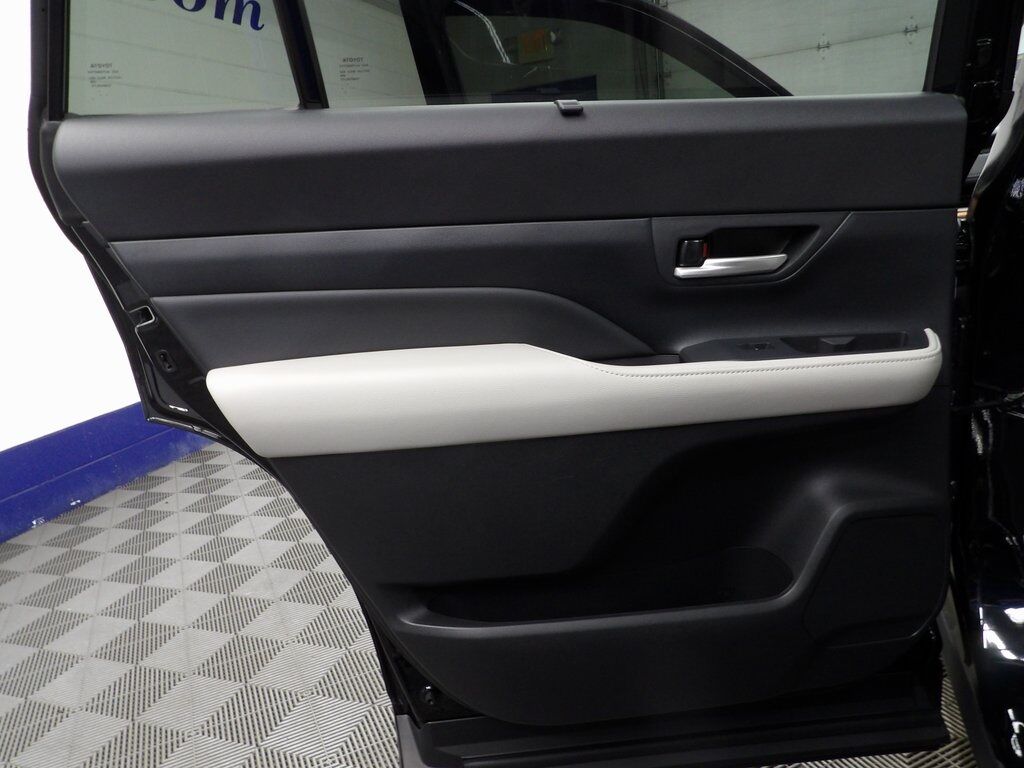 2025 Toyota Grand Highlander Platinum AWD Fond du Lac WI