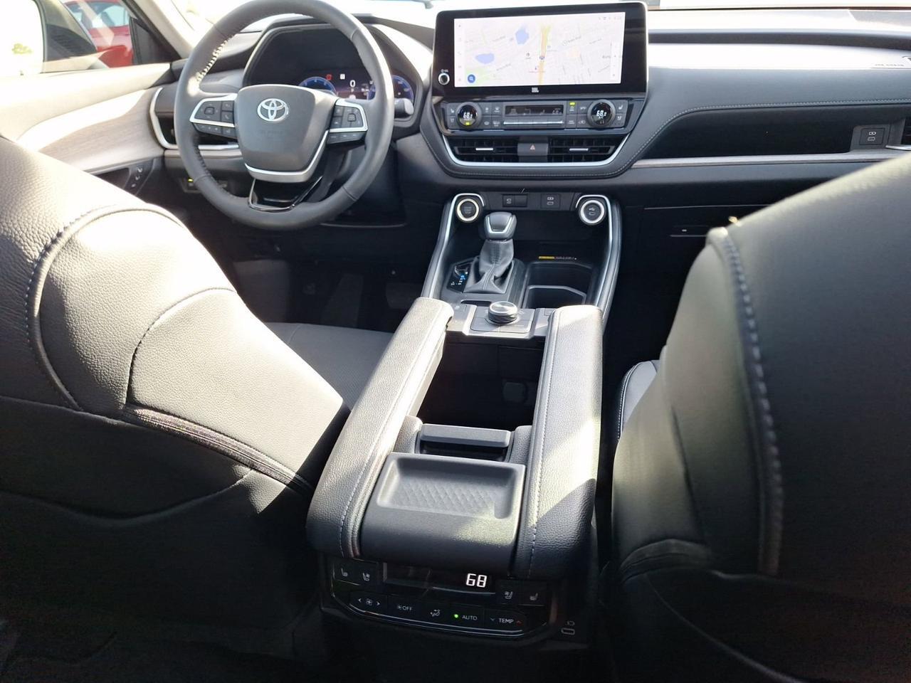 2025 Toyota Grand Highlander Platinum Hurst TX