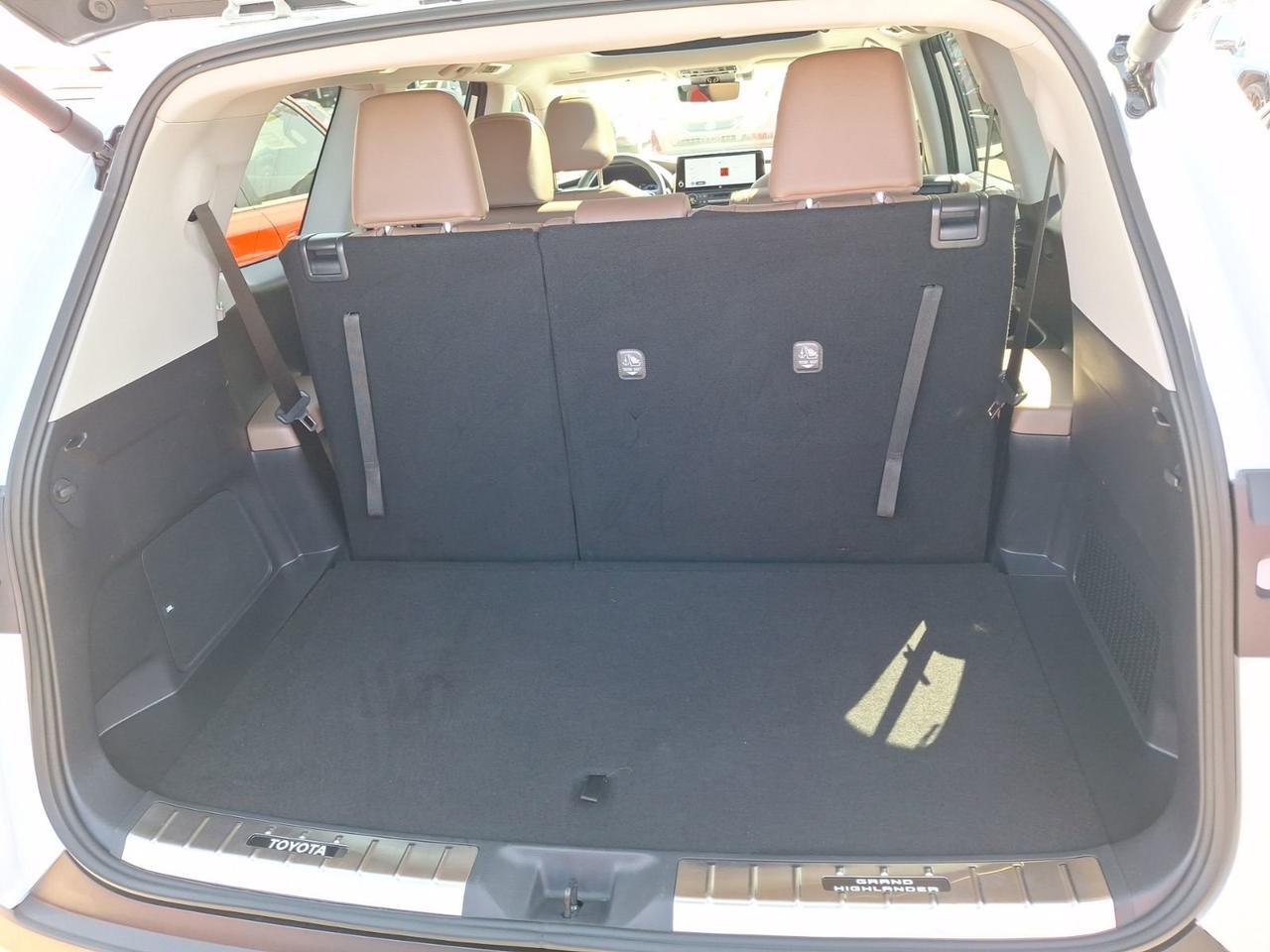 2025 Toyota Grand Highlander Platinum Hurst TX