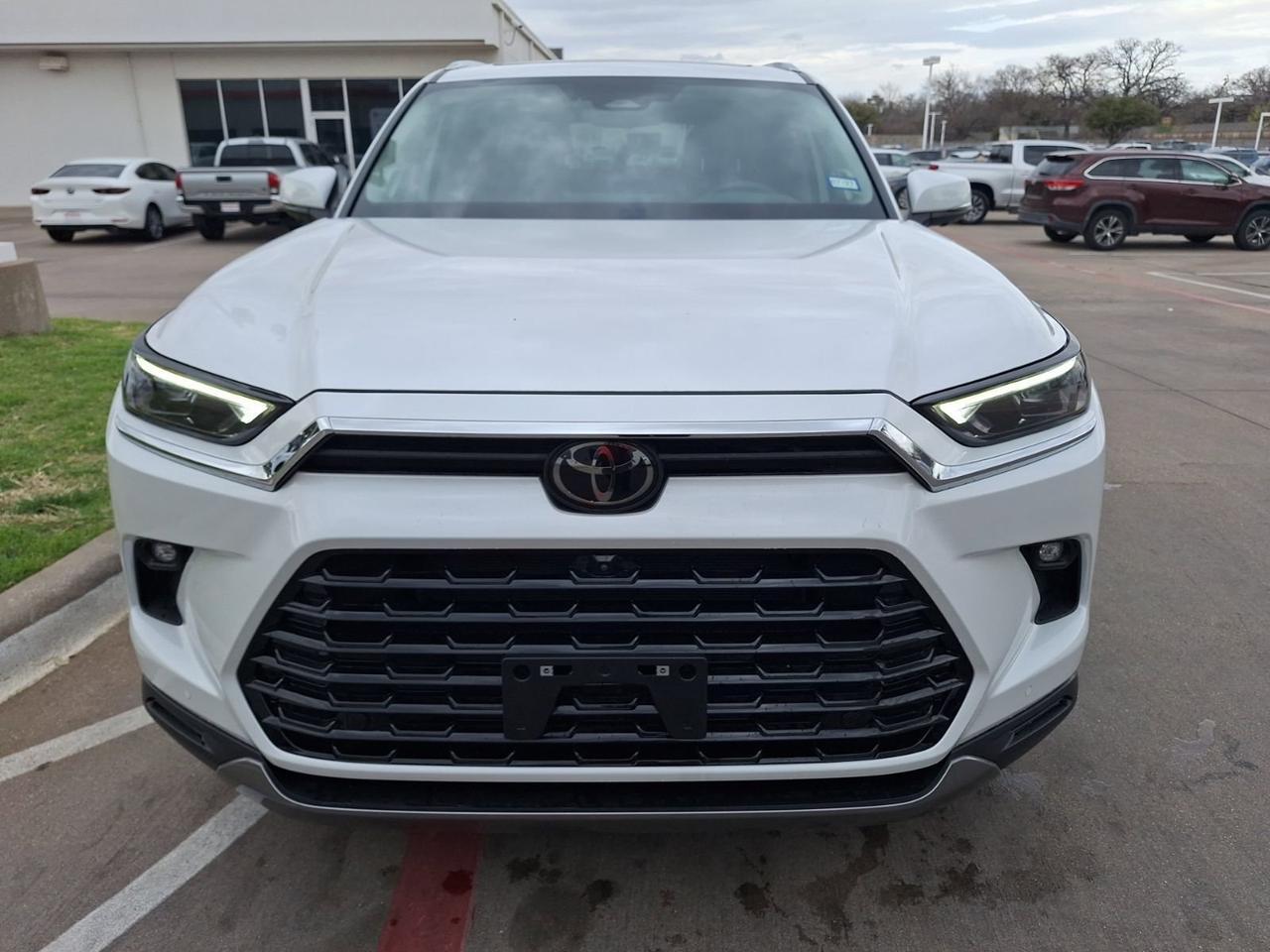 2025 Toyota Grand Highlander Platinum Hurst TX