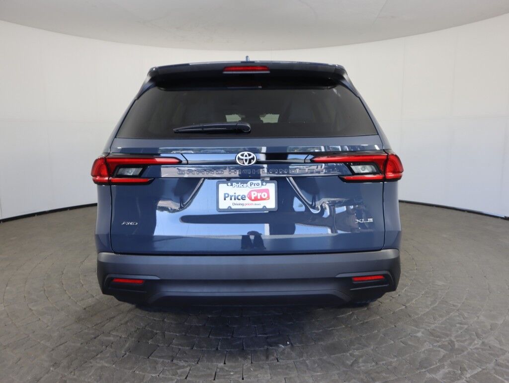2025 Toyota Grand Highlander XLE AWD Maumee OH