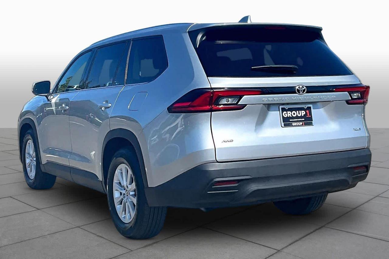 2025 Toyota Grand Highlander XLE Folsom CA