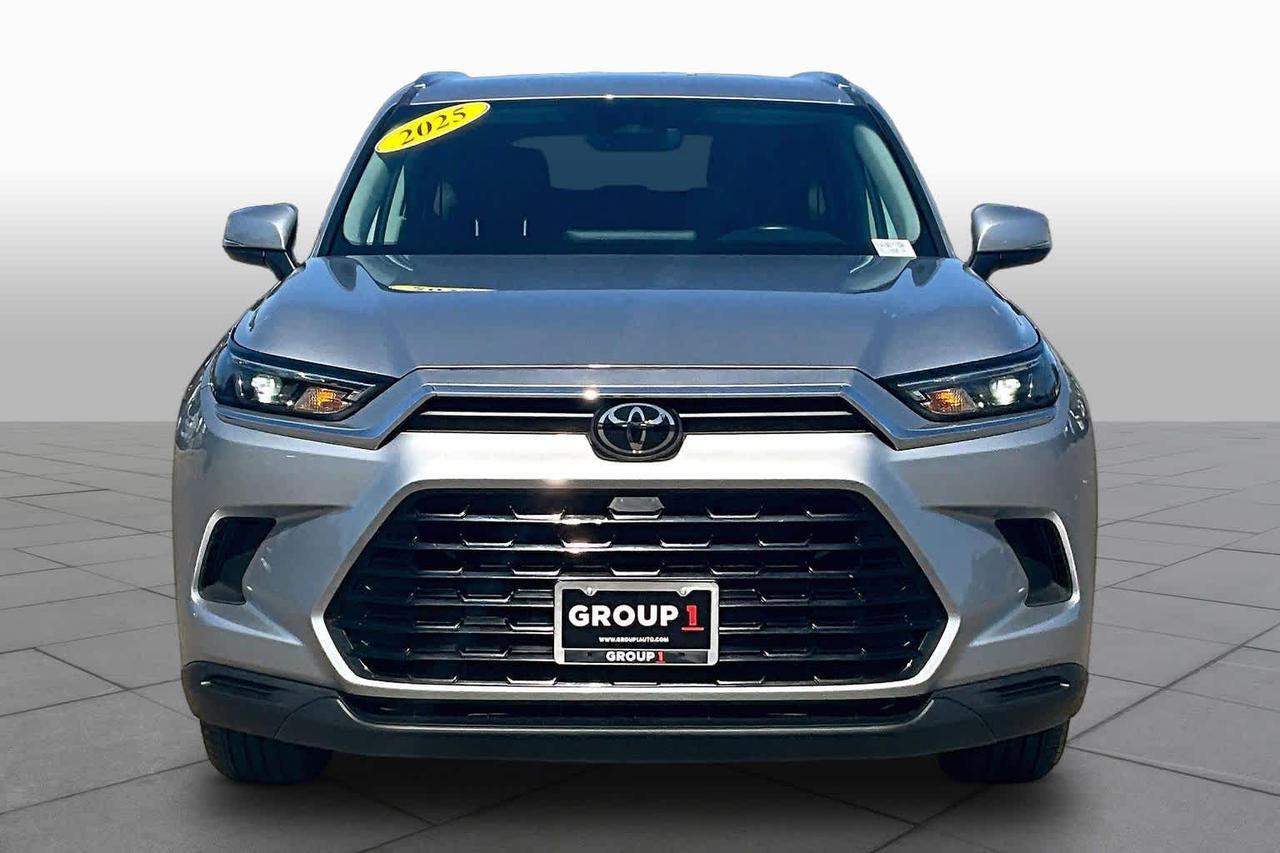2025 Toyota Grand Highlander XLE