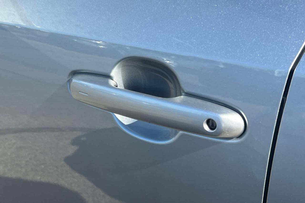 2025 Toyota Grand Highlander XLE Roseville CA