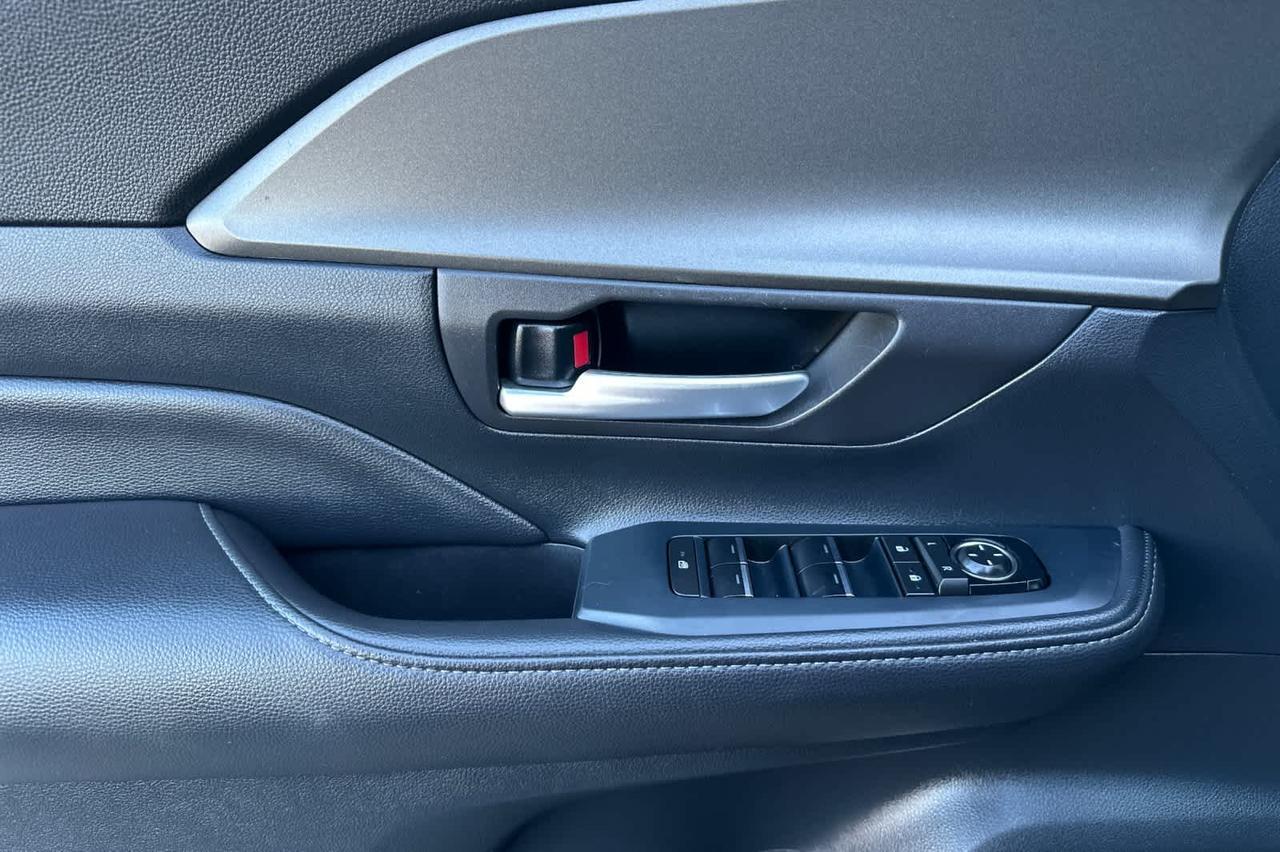 2025 Toyota Grand Highlander XLE Roseville CA