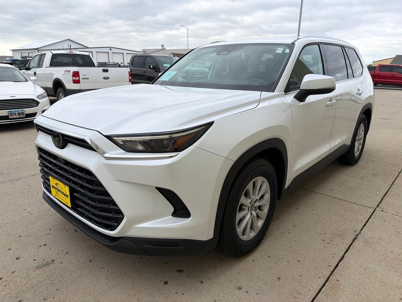 2025 Toyota Grand Highlander XLE Watertown SD