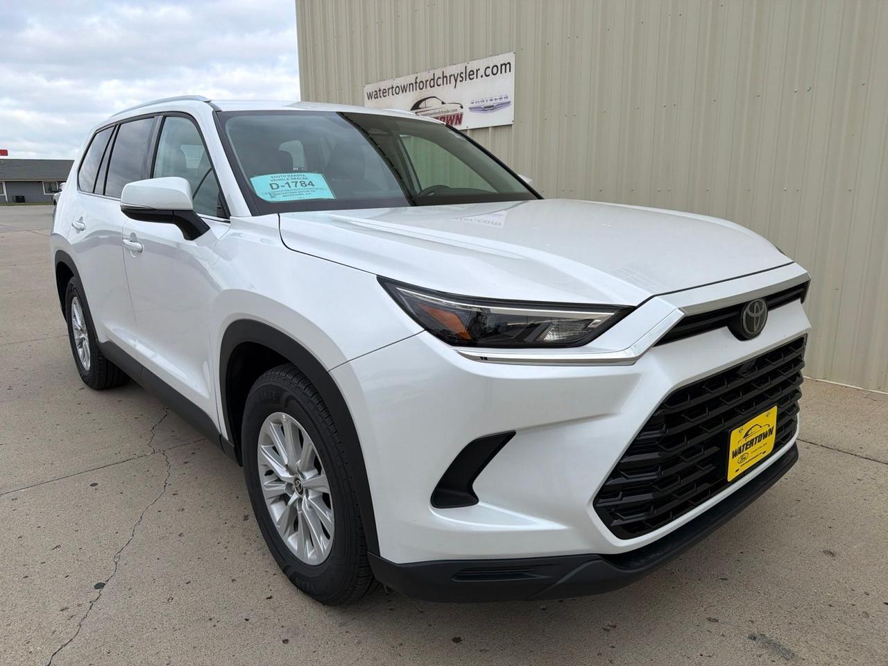 2025 Toyota Grand Highlander XLE Watertown SD