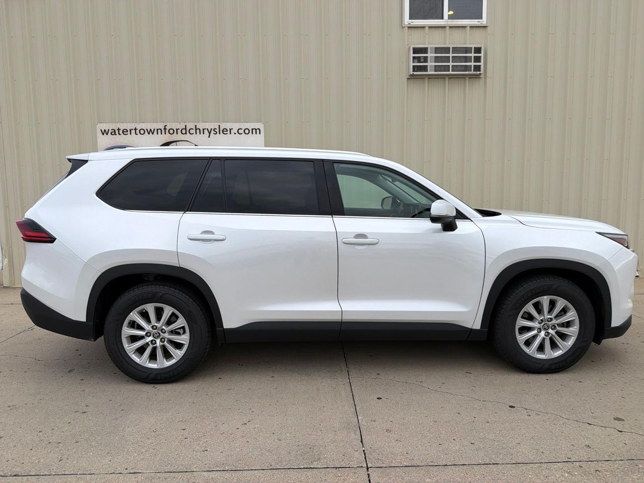 2025 Toyota Grand Highlander XLE