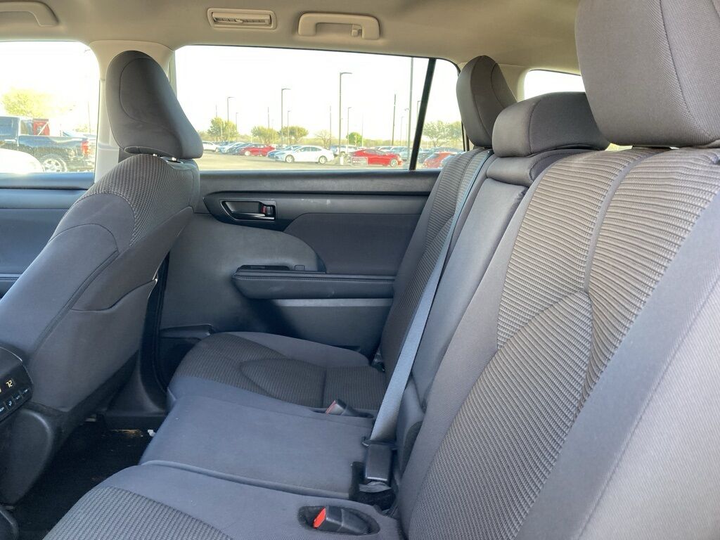 2025 Toyota Highlander San Antonio TX