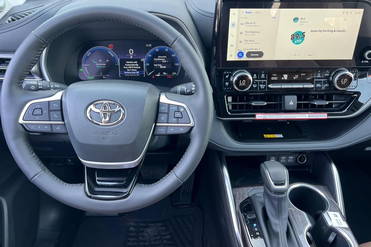 2025 Toyota Highlander Hybrid Ontario OR
