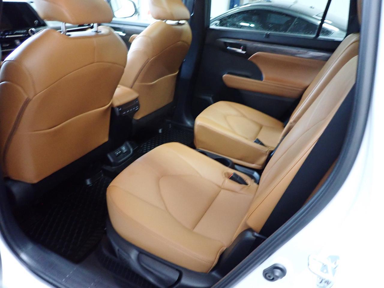 2025 Toyota Highlander Hybrid PLATNIUM AWD LEATHER NAVI SUNROOF 7 PASS Listowel ON