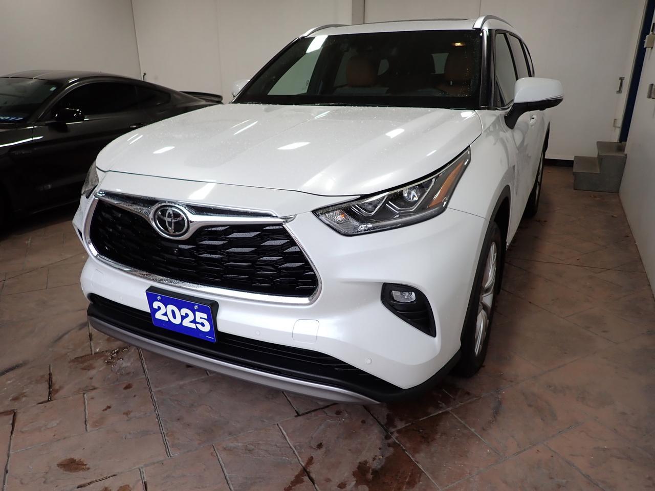 2025 Toyota Highlander Hybrid PLATNIUM AWD LEATHER NAVI SUNROOF 7 PASS Listowel ON
