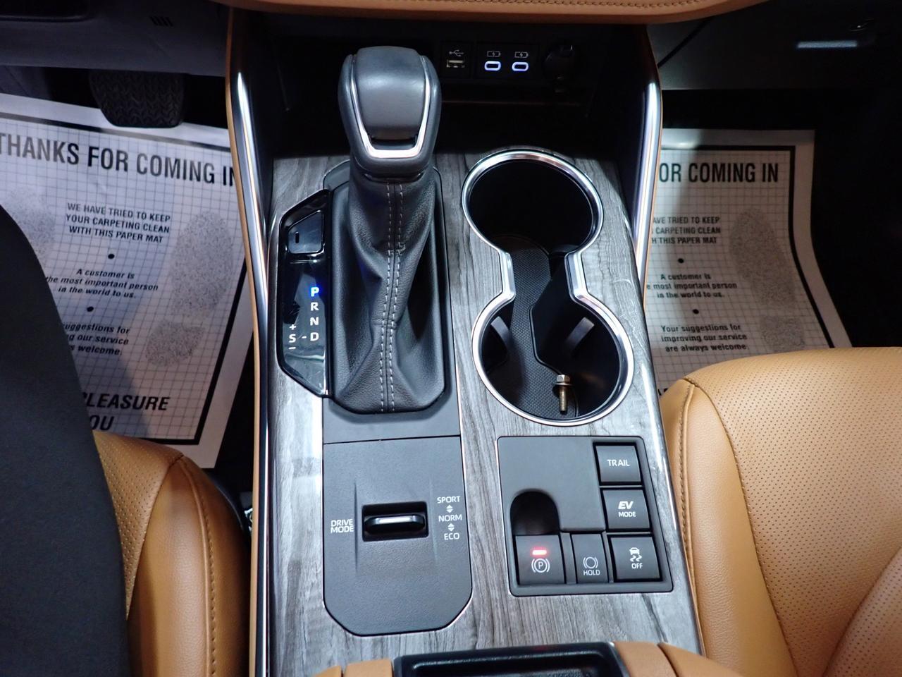 2025 Toyota Highlander Hybrid PLATNIUM AWD LEATHER NAVI SUNROOF 7 PASS Listowel ON