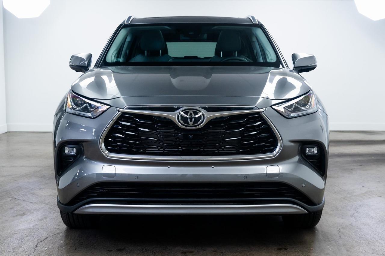 2025 Toyota Highlander Hybrid Platinum 1 Owner Vented Seats Portland OR