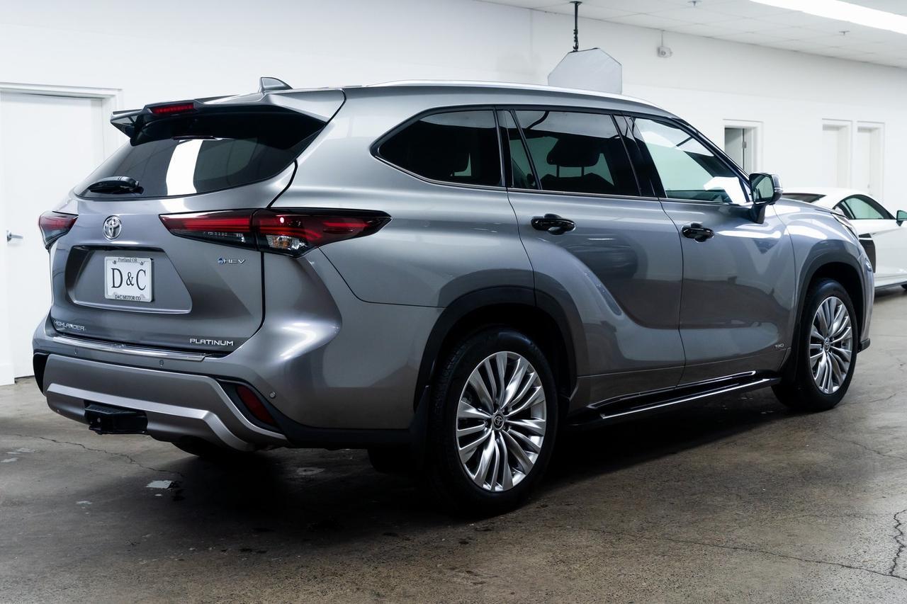 2025 Toyota Highlander Hybrid Platinum 1 Owner Vented Seats Portland OR