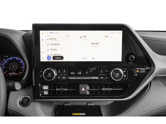 2025 Toyota Highlander Hybrid Platinum Hurst TX