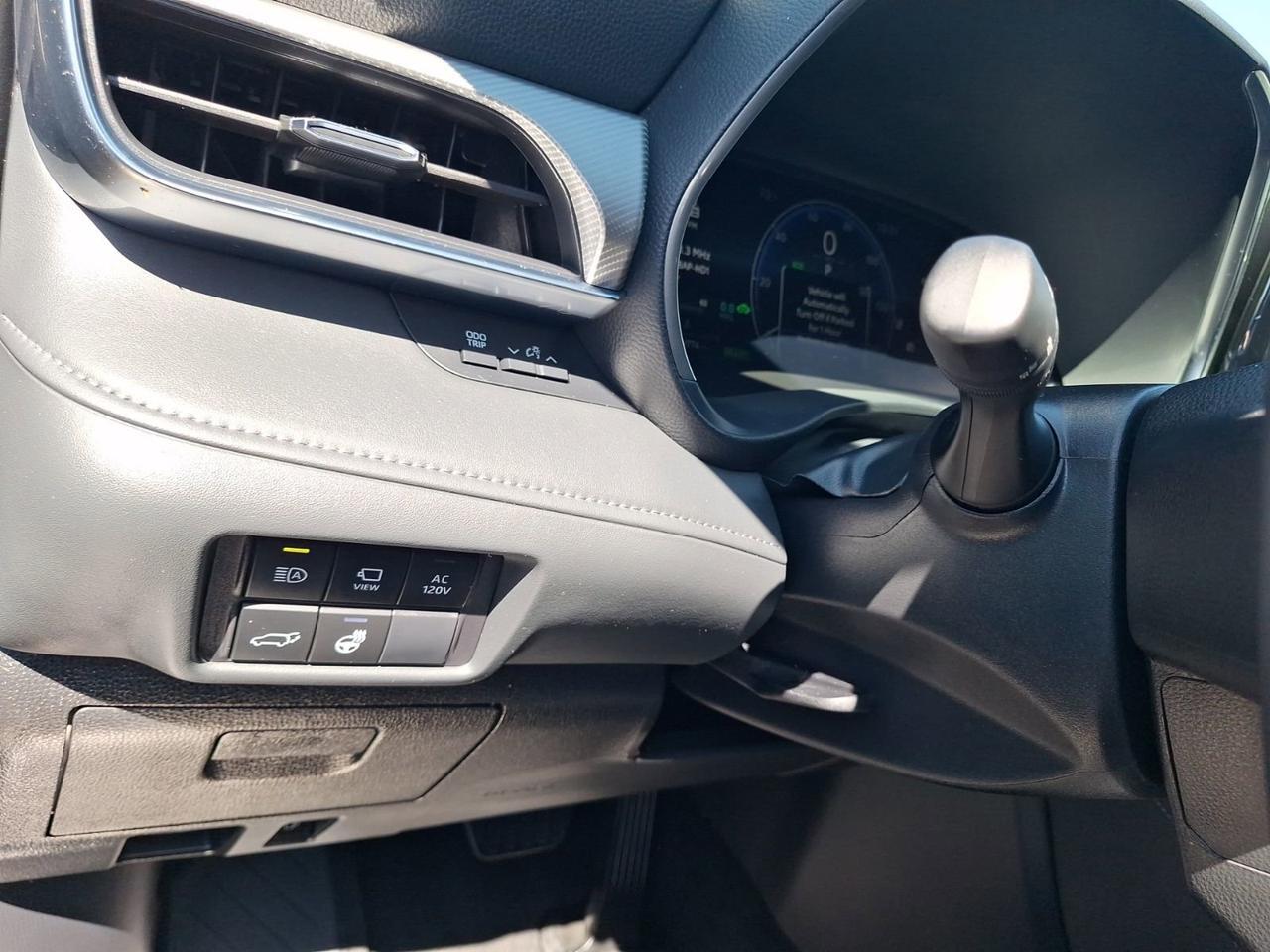 2025 Toyota Highlander Hybrid Platinum Hurst TX