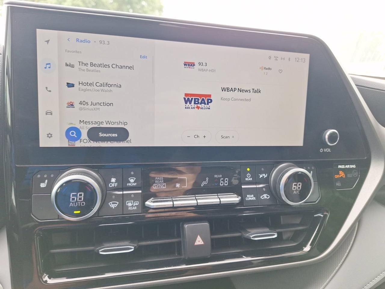 2025 Toyota Highlander Hybrid XLE Hurst TX