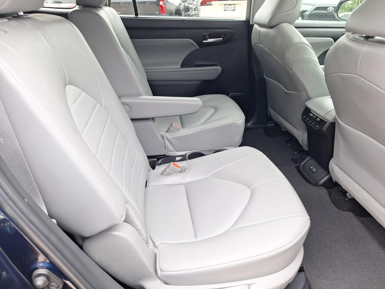 2025 Toyota Highlander Hybrid XLE Hurst TX
