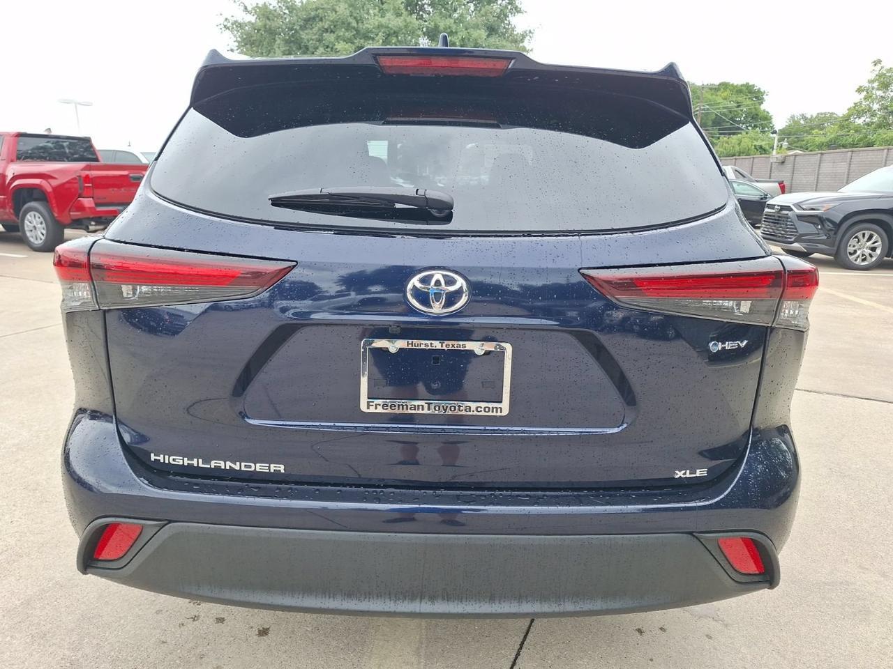 2025 Toyota Highlander Hybrid XLE Hurst TX
