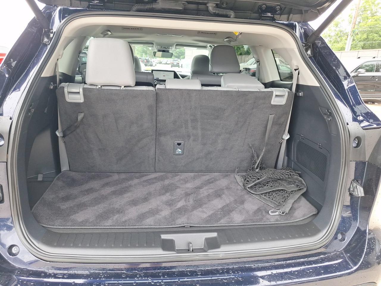 2025 Toyota Highlander Hybrid XLE Hurst TX