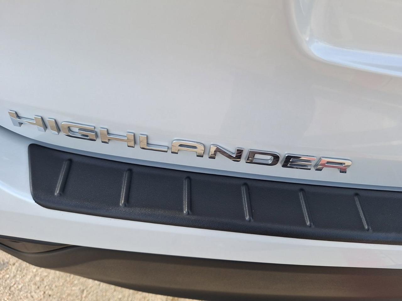 2025 Toyota Highlander Hybrid XLE Hurst TX