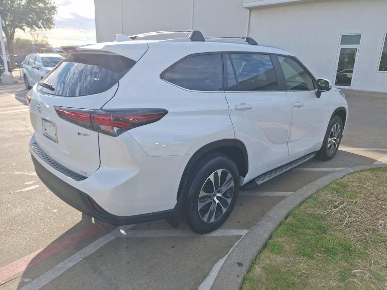2025 Toyota Highlander Hybrid XLE Hurst TX