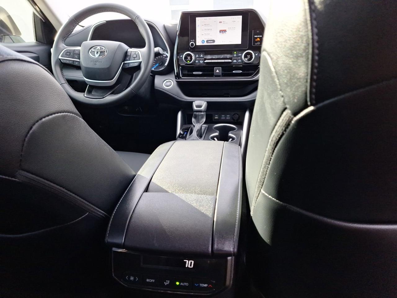 2025 Toyota Highlander Hybrid XLE Hurst TX