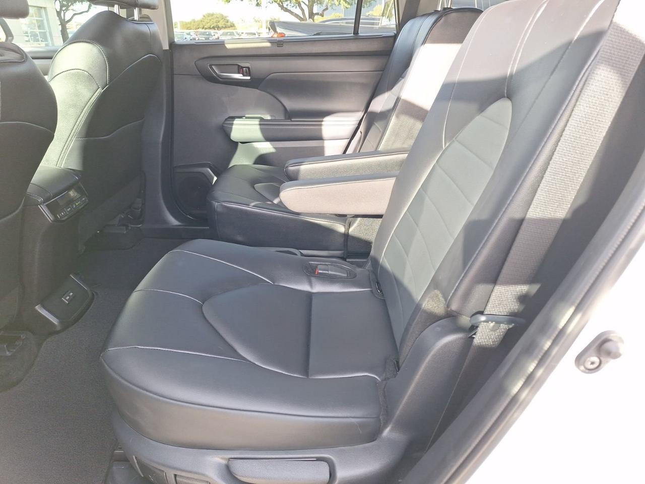 2025 Toyota Highlander Hybrid XLE Hurst TX