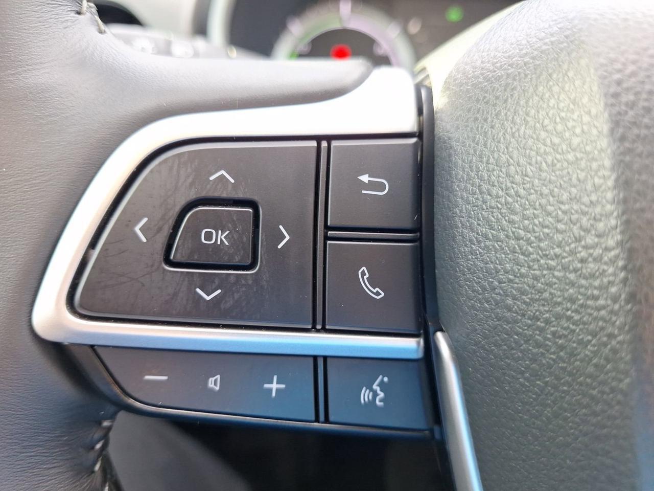 2025 Toyota Highlander Hybrid XLE Hurst TX