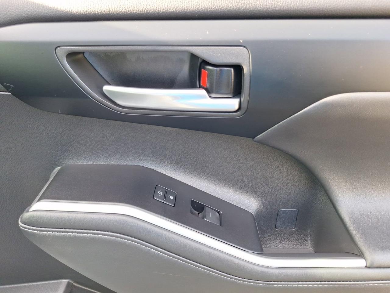 2025 Toyota Highlander Hybrid XLE Hurst TX