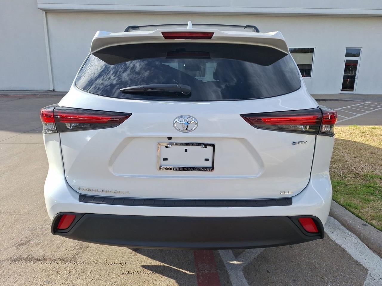 2025 Toyota Highlander Hybrid XLE Hurst TX